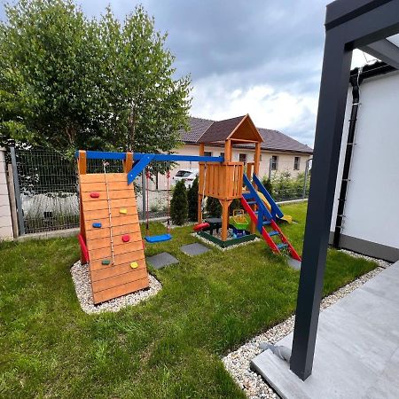 Apartment House Tatras ลิฟตอฟสกีมิคูลาช ภายนอก รูปภาพ
