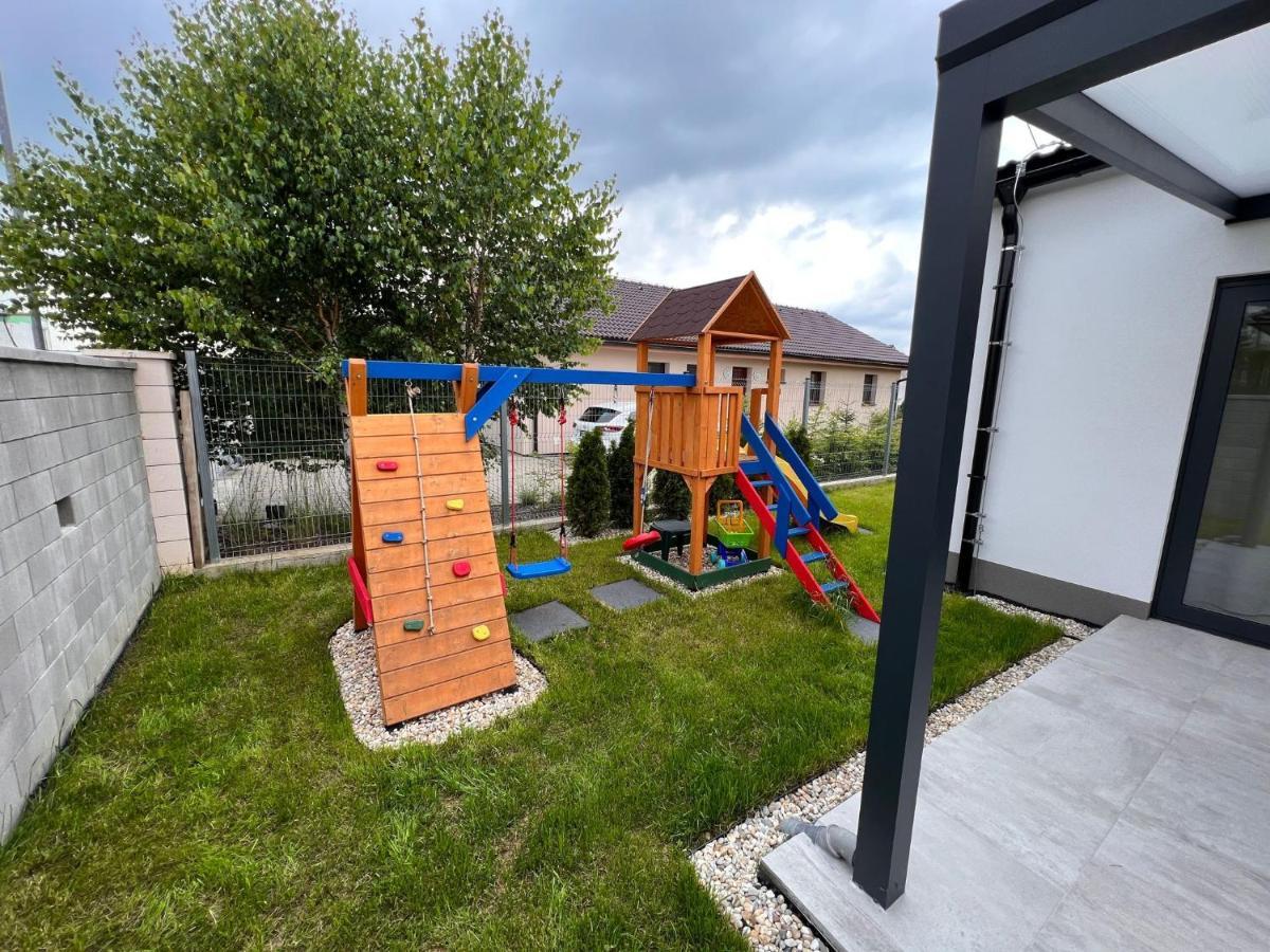 Apartment House Tatras ลิฟตอฟสกีมิคูลาช ภายนอก รูปภาพ